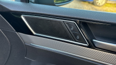 Volkswagen Passat 2.0 TDI EVO SCR R-Line 5dr DSG Diesel Estate